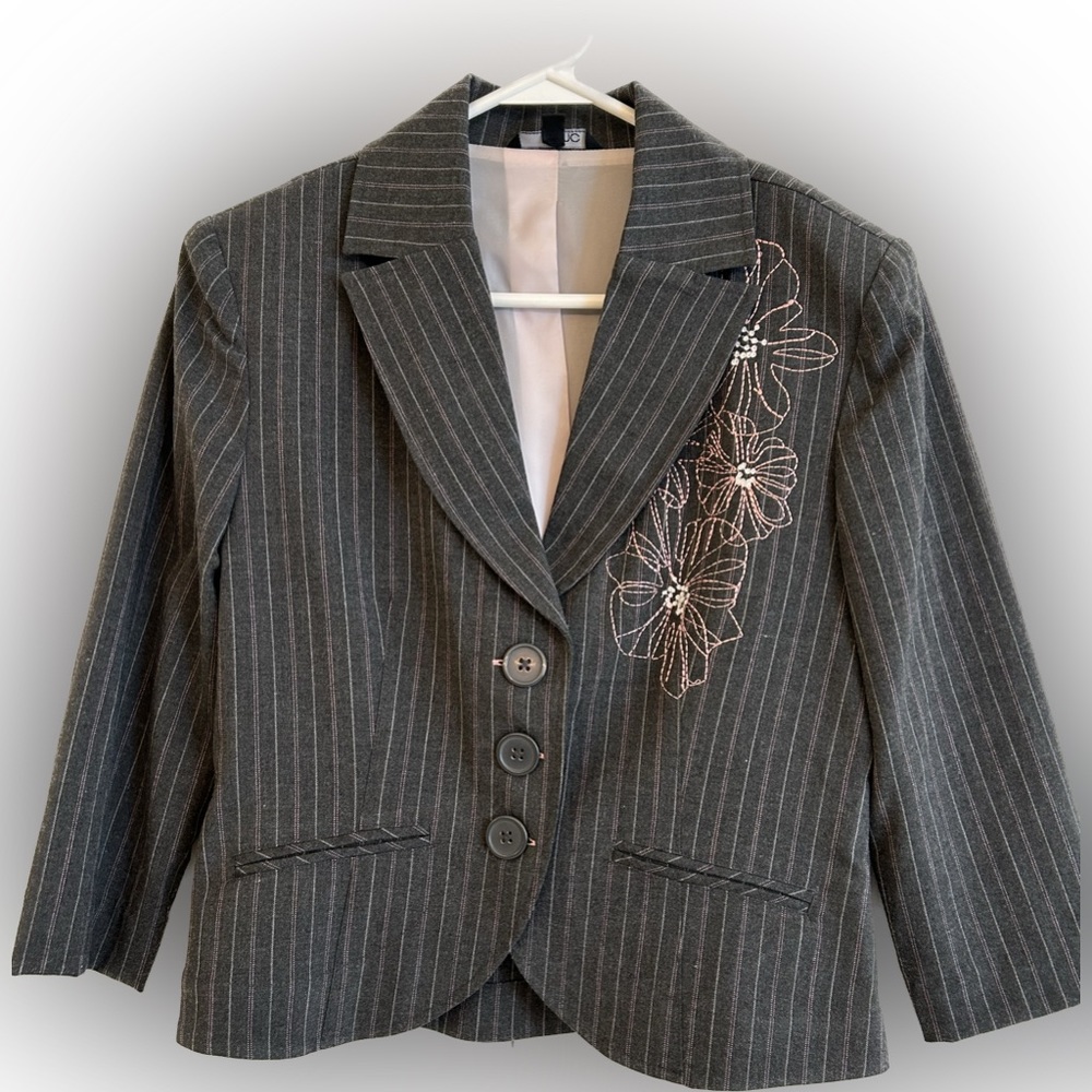 Pin striped gray blazer with pink embroidered flowers, size M petite
